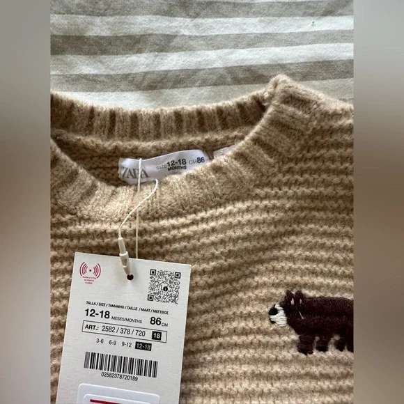 NWT Zara Beige Sweater with Embroidered Dog 12-18 m - Picture 2 of 3